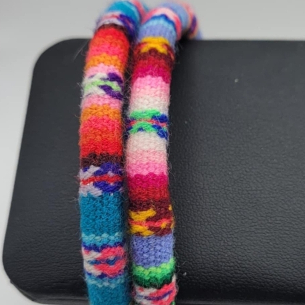 Multicolor Knit Bracelet Set